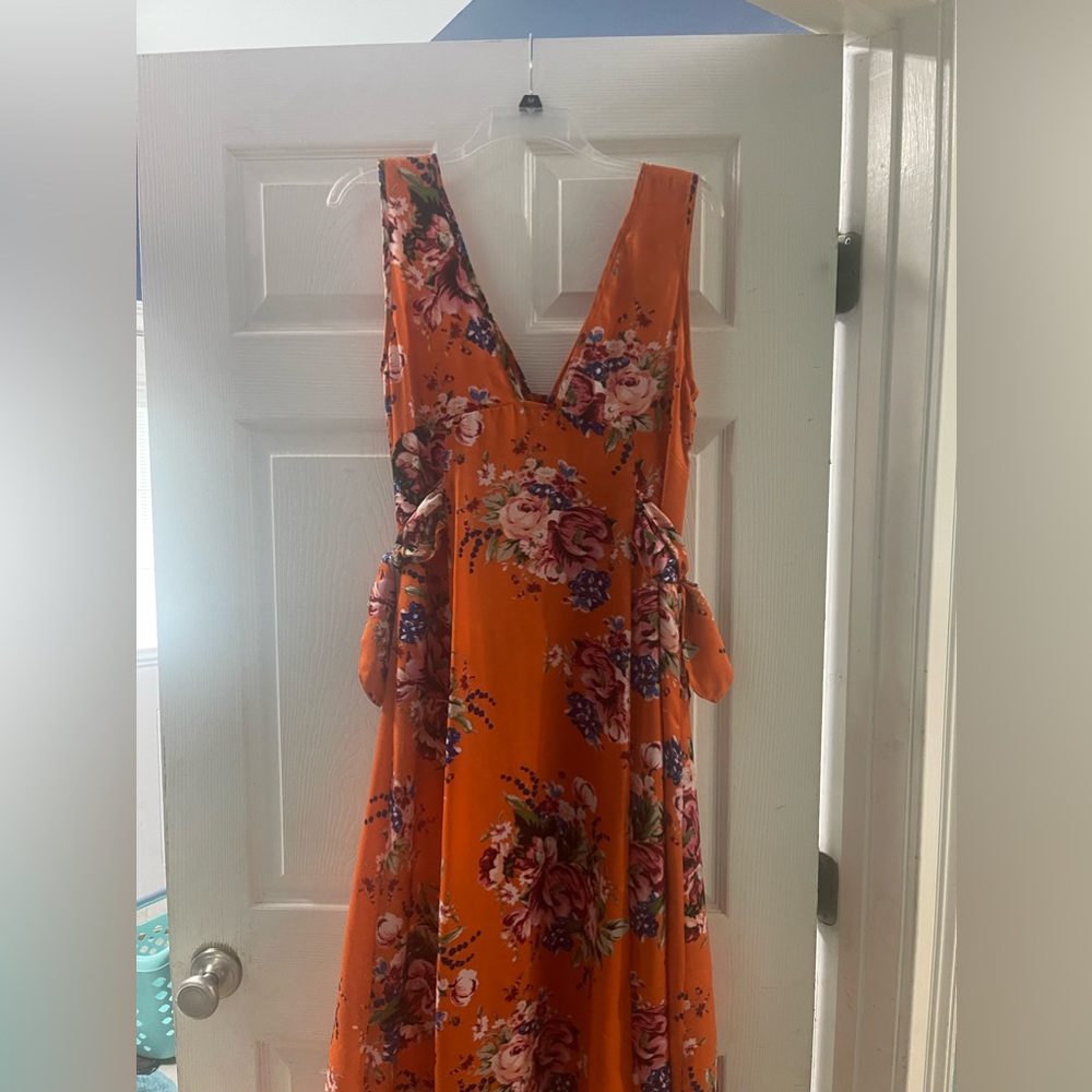 COPY - 3 Front Slits/ splits flowy maxi - Picture 7 of 7